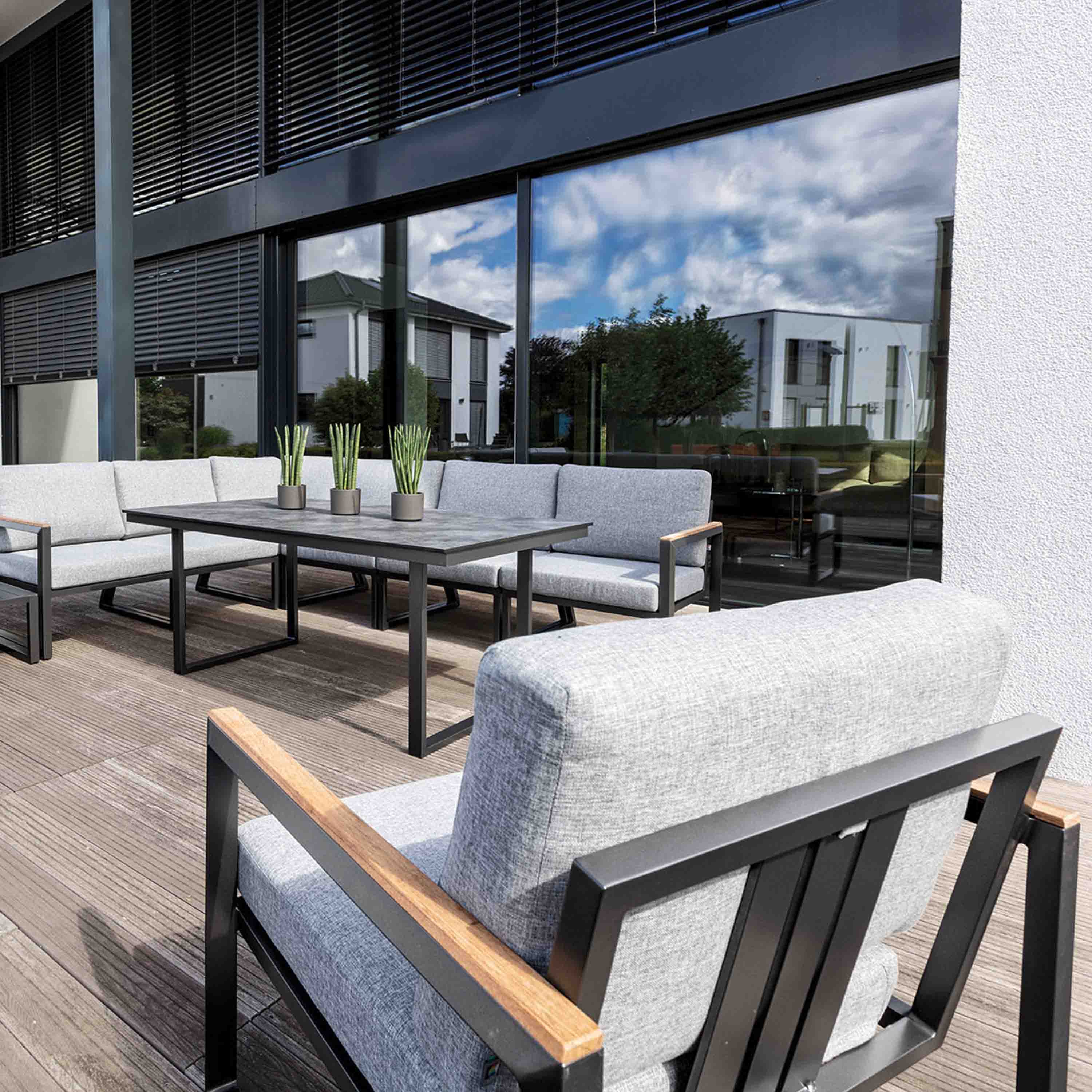 Kettler Gartenstuhl Ocean Skid Armlehne Teak Anthrazit/Hellgrau Meliert Kettler Gartenstuhl Ocean Skid Armlehne Teak Anthrazit/Hellgrau Meliert