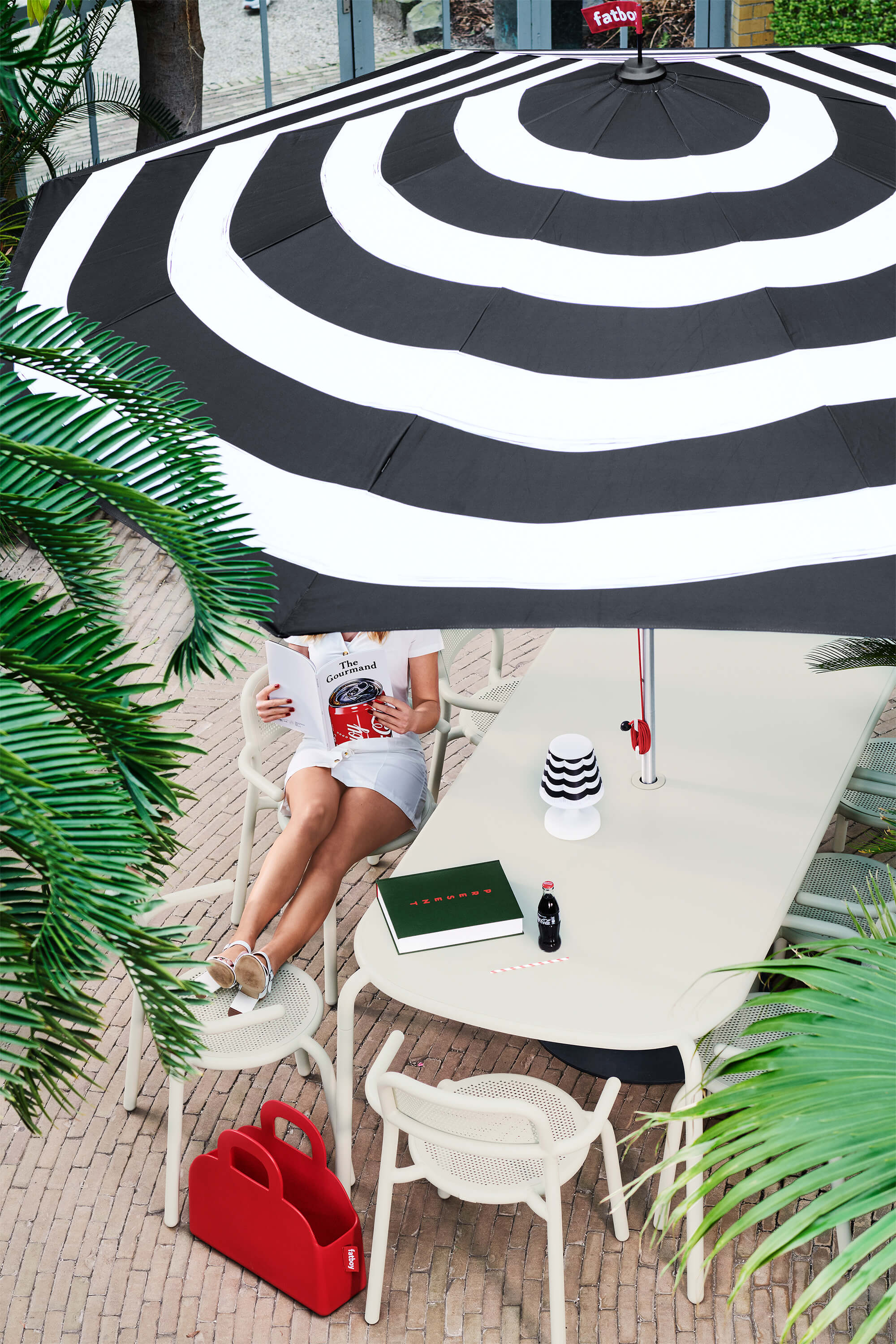 fatboy Sonnenschirm Stripesol Anthrazit fatboy Sonnenschirm Stripesol Anthrazit