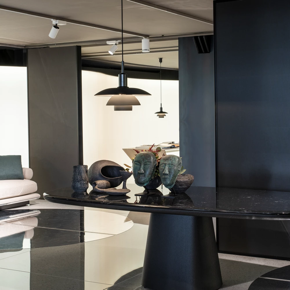 Louis Poulsen PH 5/5 Pendelleuchte Metal Black/Opal Glass